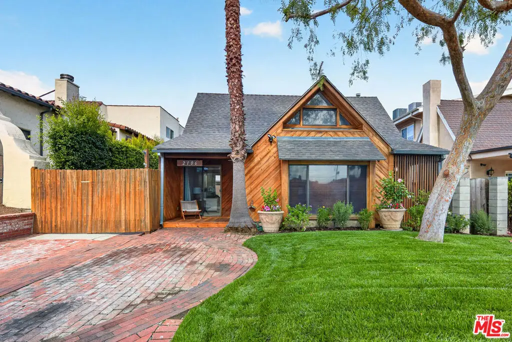 2106 Prosser Avenue, Los Angeles, CA 90025 - #1