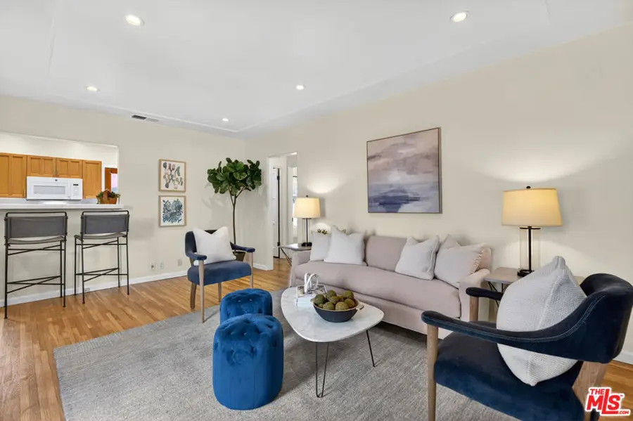 2822 11th Street, Santa Monica, CA 90405 - #3