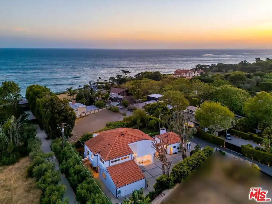33002 Pacific Coast Highway, Malibu, CA 90265 - #3