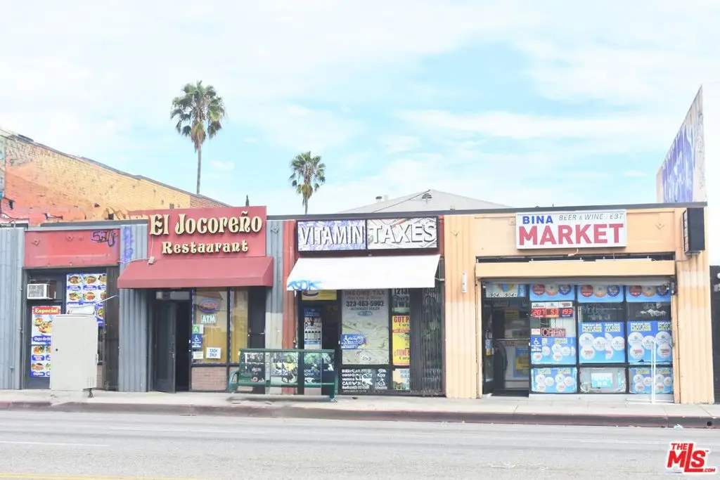 904 N Western Avenue, Los Angeles, CA 90029 - #1