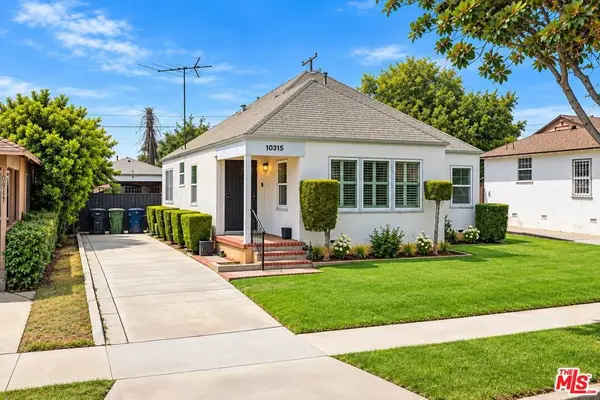 10513 Cimarron Street, Los Angeles, CA 90047