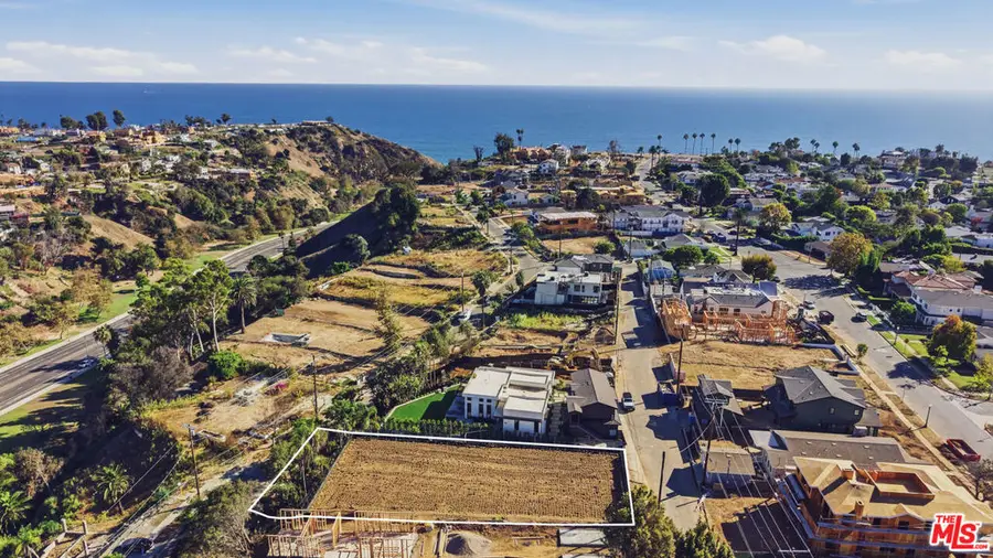 651 Erskine Drive, Pacific Palisades, CA 90272 - #2