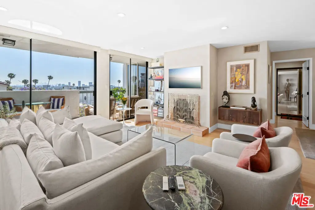 321 N Oakhurst Drive #601, Beverly Hills, CA 90210 - #1