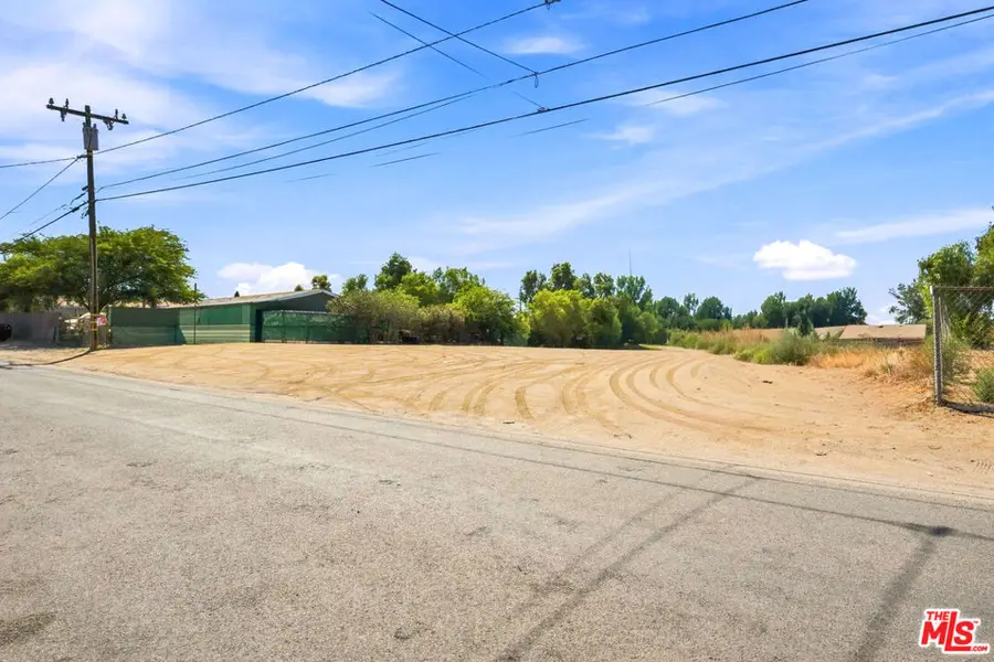21715 Perry St, Perris, CA 92570 - #3