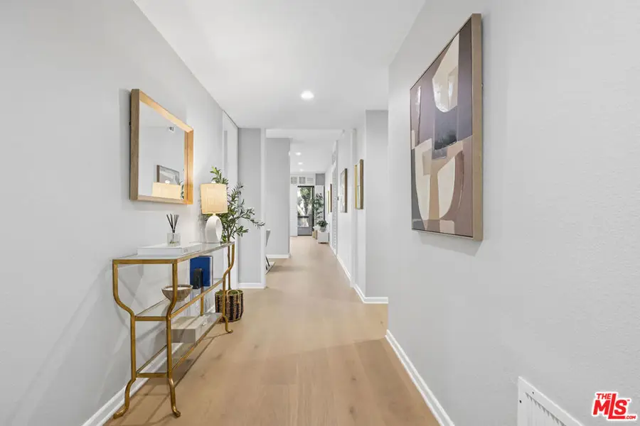 141 S Linden Drive #104, Beverly Hills, CA 90212 - #3