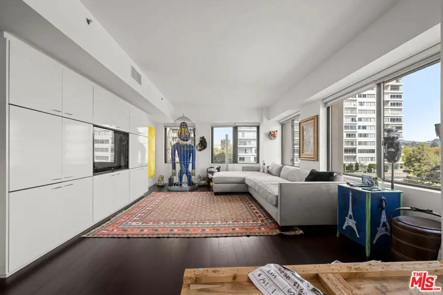10520 Wilshire Boulevard #802, Los Angeles, CA 90024 - #3