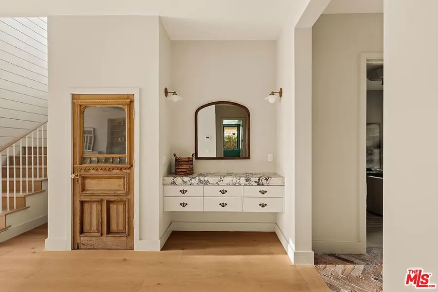 4607 Morse Avenue, Sherman Oaks, CA 91423 - #2