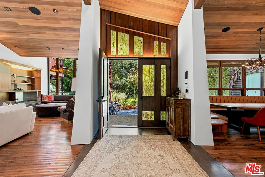 3851 Kingswood Road, Sherman Oaks, CA 91403 - #2