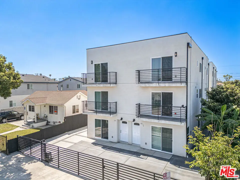 636 W 76th Street, Los Angeles, CA 90044 - #1