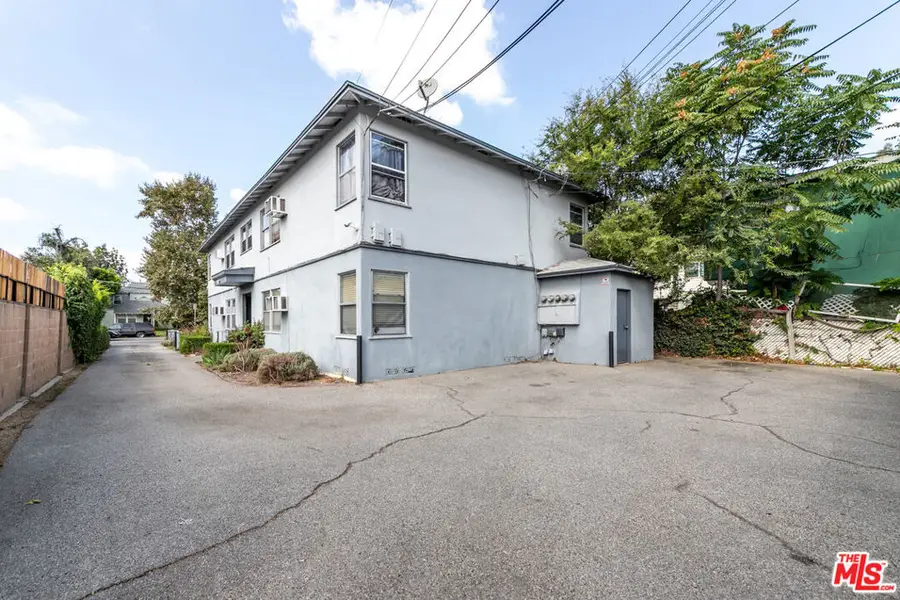 5444 Colfax Avenue, Valley Village, CA 91601 - #2