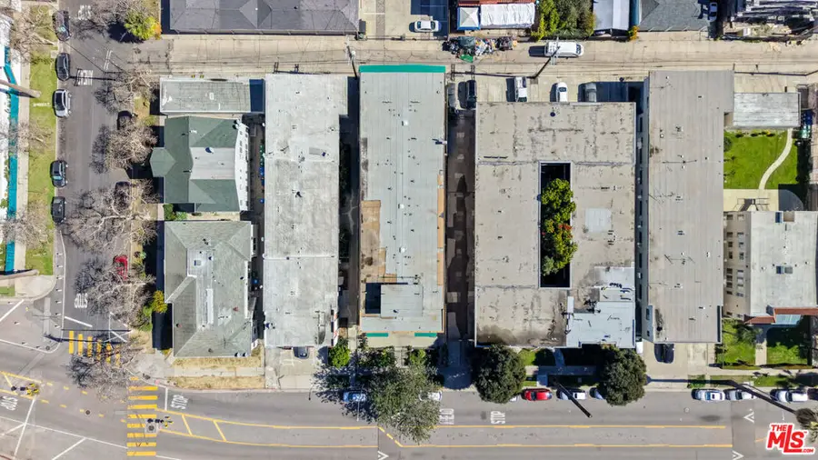 210 S Commonwealth Avenue, Los Angeles, CA 90004 - #2