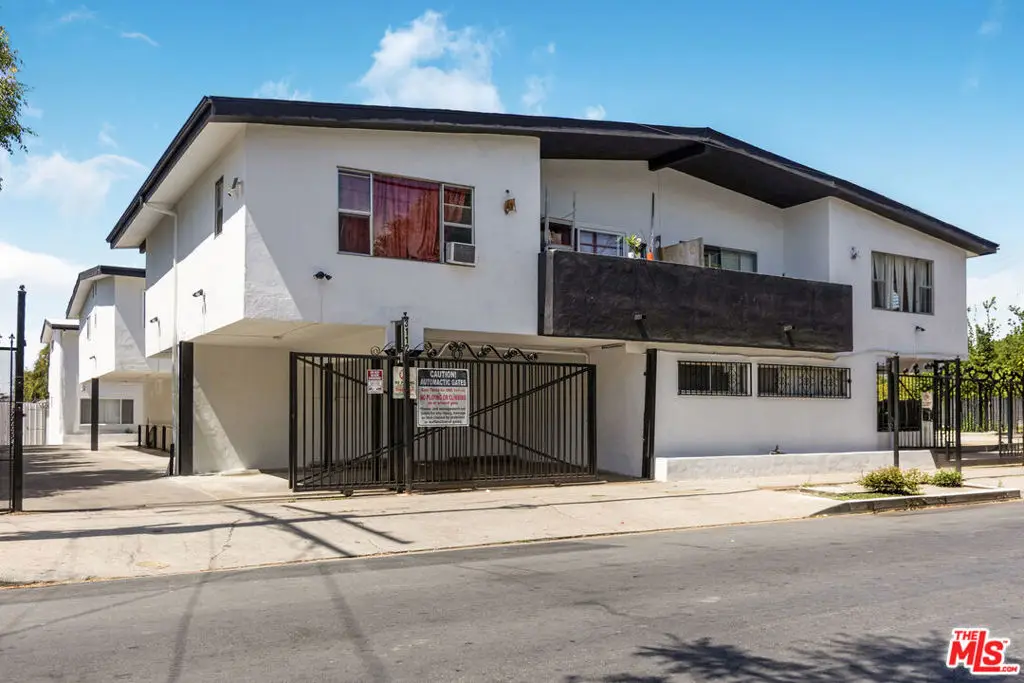 3112 Estara Avenue, Los Angeles, CA 90065 - #1