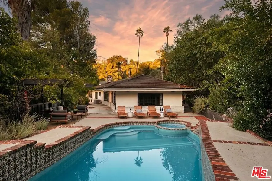 16644 Calneva Drive, Encino, CA 91436 - #2