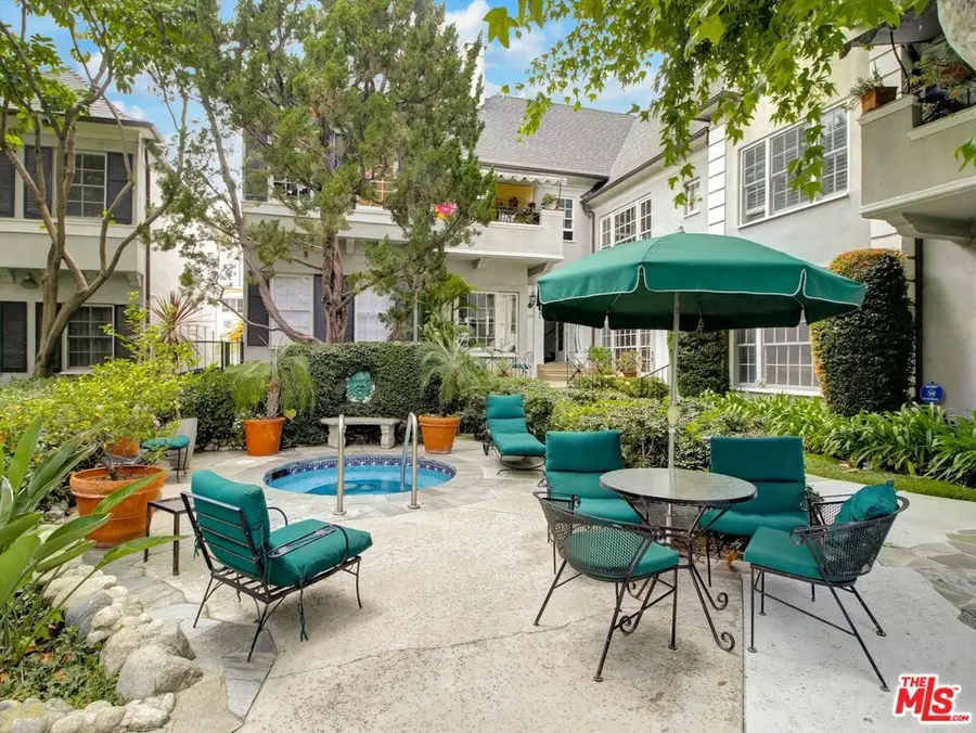1327 N Hayworth Avenue, West Hollywood, CA 90046 - #3