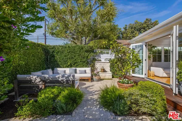 856 Marco Place, Los Angeles, CA 90291