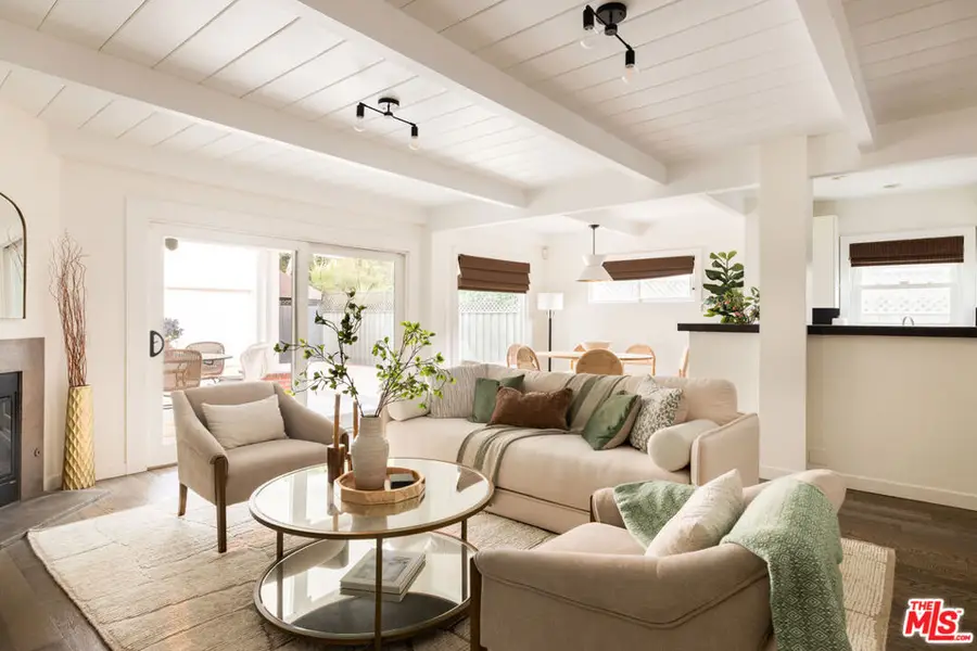 4176 Klump Avenue, Studio City, CA 91602 - #2