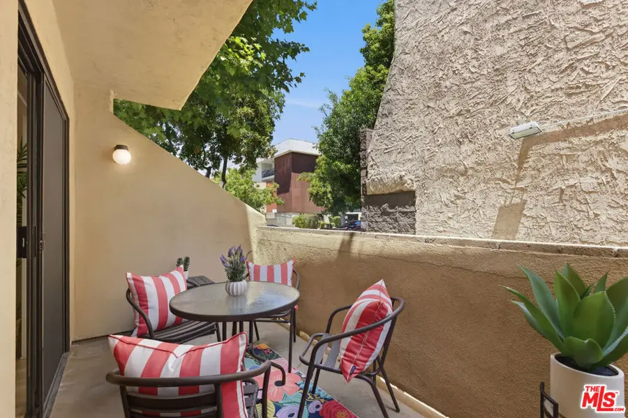 350 Burchett Street #101, Glendale, CA 91203 - #3