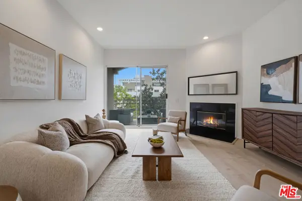1820 S Beverly Glen Boulevard #208, Los Angeles, CA 90025