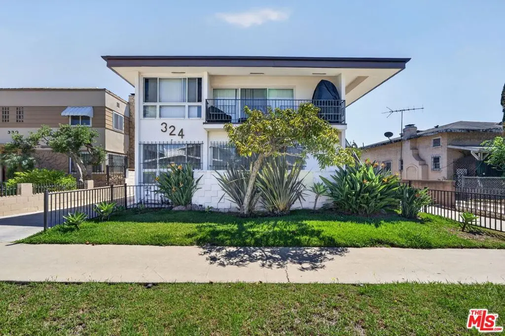 324 E Tamarack Avenue, Inglewood, CA 90301 - #1