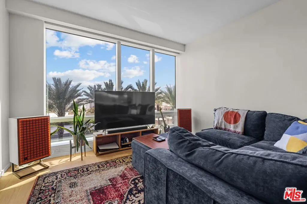 877 Francisco Street #1112, Los Angeles, CA 90017 - #1
