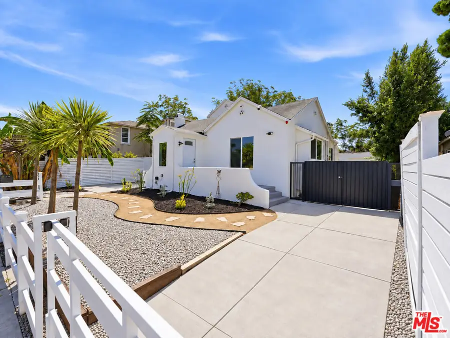 3022 W 73rd Street, Los Angeles, CA 90043 - #2