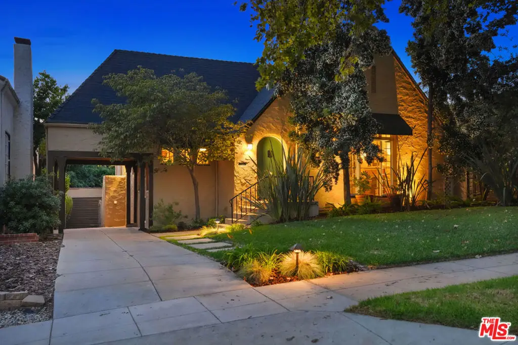 1611 Ard Eevin Avenue, Glendale, CA 91202 - #1