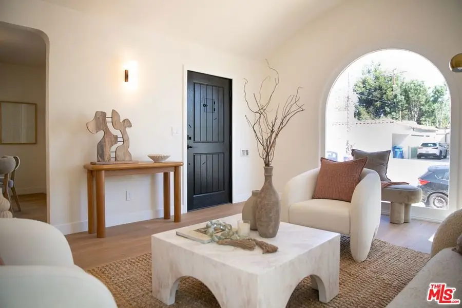 7508 Rosewood Avenue, Los Angeles, CA 90036 - #3