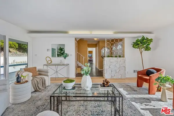 4799 Bonvue Avenue, Los Angeles, CA 90027