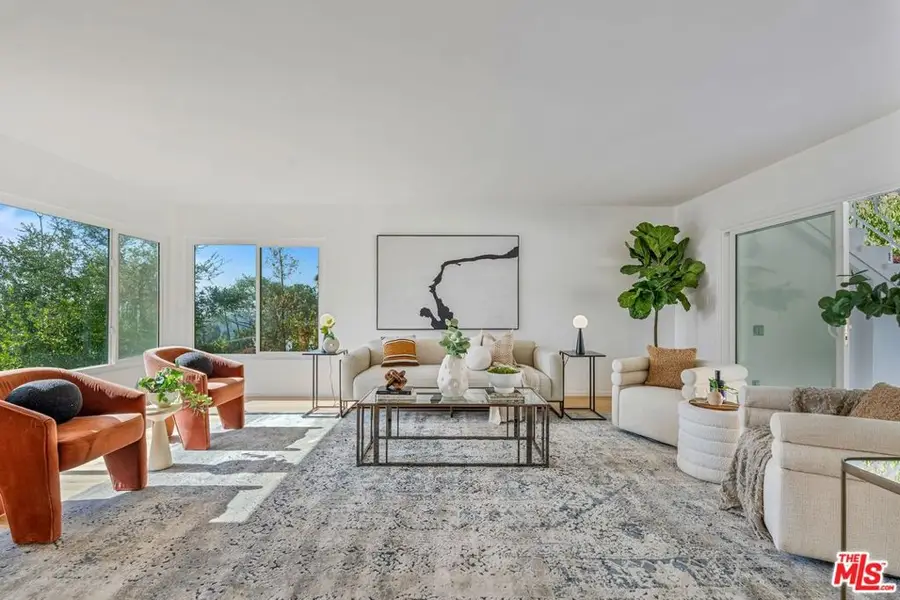 4799 Bonvue Avenue, Los Angeles, CA 90027 - #3
