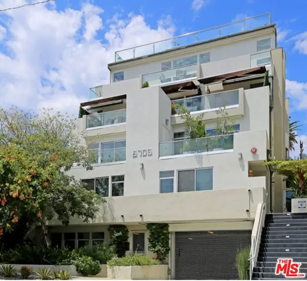 8703 W West Knoll Drive #104, West Hollywood, CA 90069