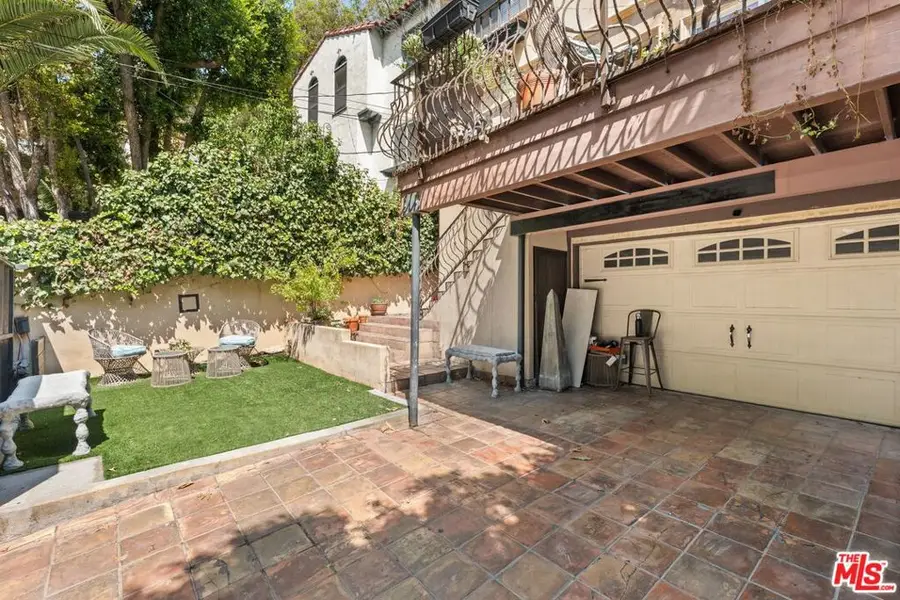 2132 Laurel Canyon Boulevard, Los Angeles, CA 90046 - #2