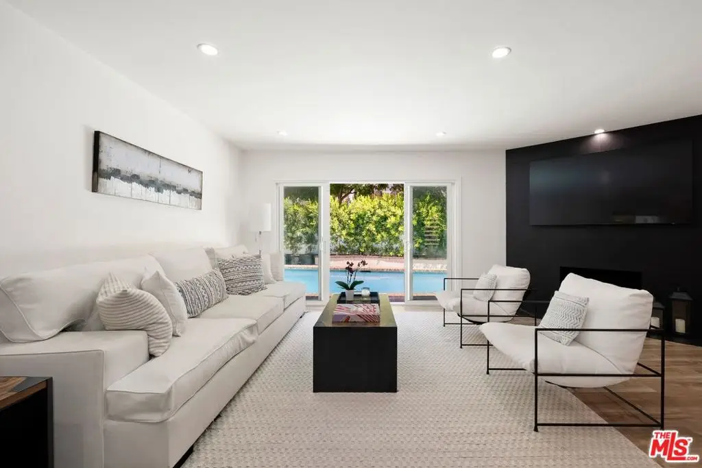 16141 Dickens Street, Encino, CA 91436 - #1