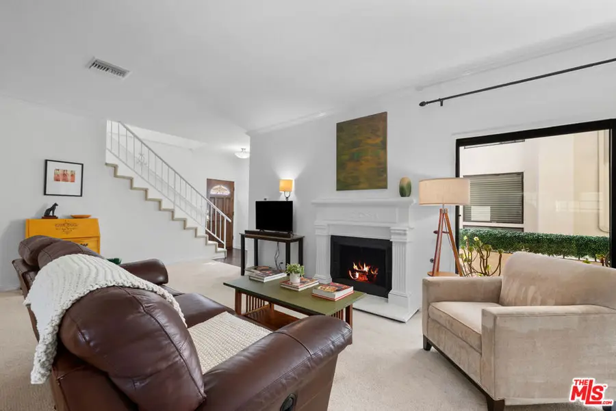 4338 Gentry Avenue #Unit 2, Studio City, CA 91604 - #2