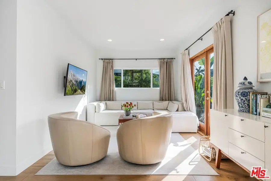 416 Brooks Avenue, Venice, CA 90291 - #3