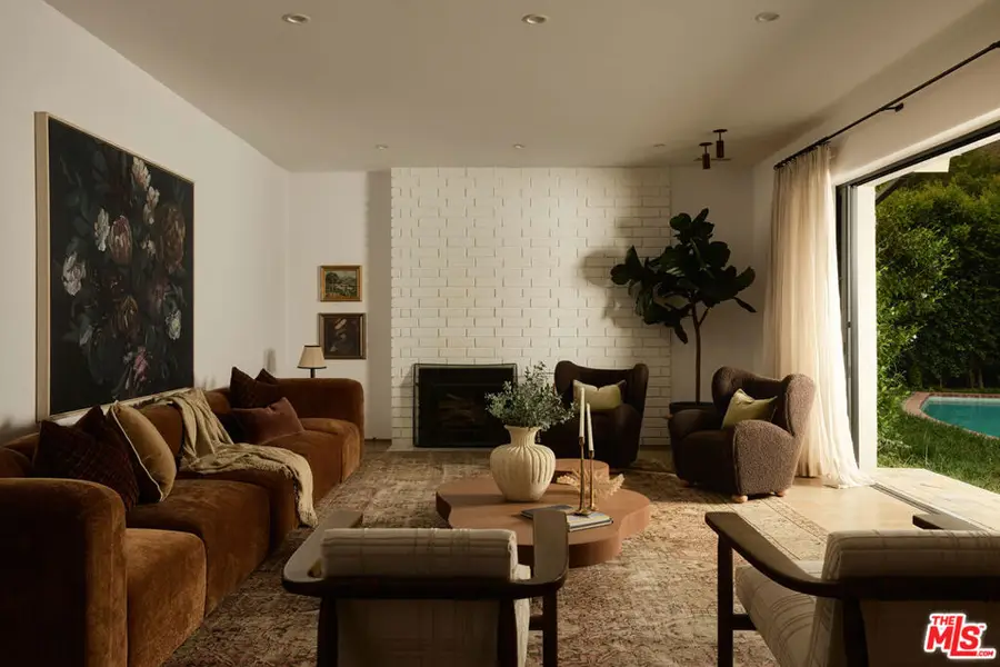 1229 Chantilly Road, Los Angeles, CA 90077 - #2