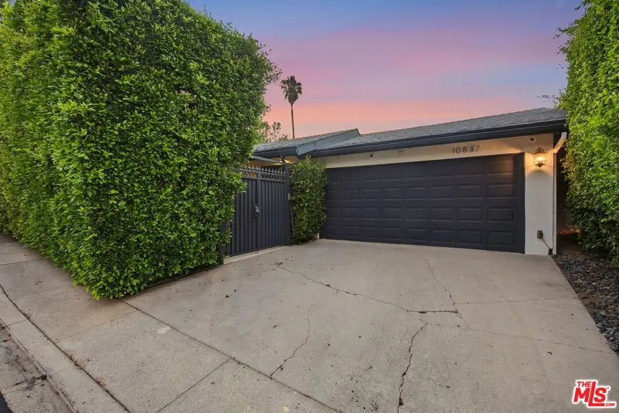 10837 Alta View Drive, Studio City, CA 91604 - #2