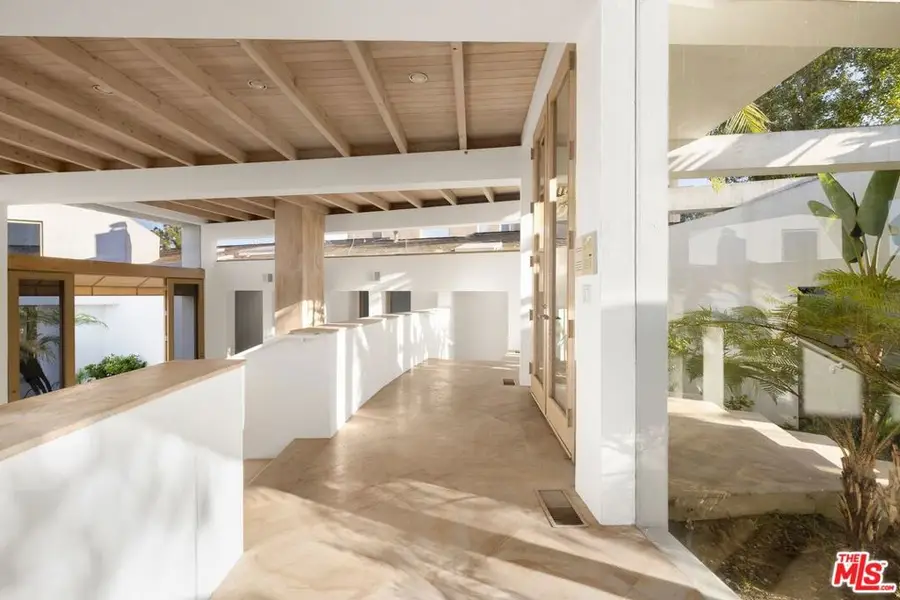 11975 Crest Place, Beverly Hills, CA 90210 - #3