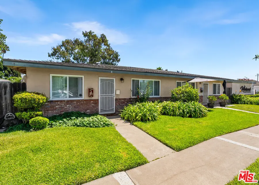 17062 B Lane, Huntington Beach, CA 92647 - #2