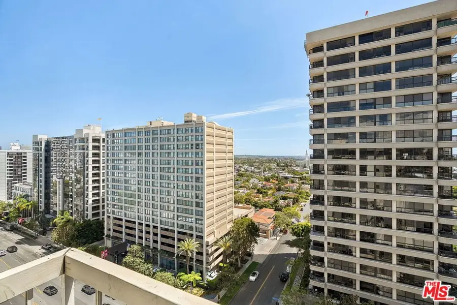 10751 Wilshire Boulevard #PH1, Los Angeles, CA 90024 - #3