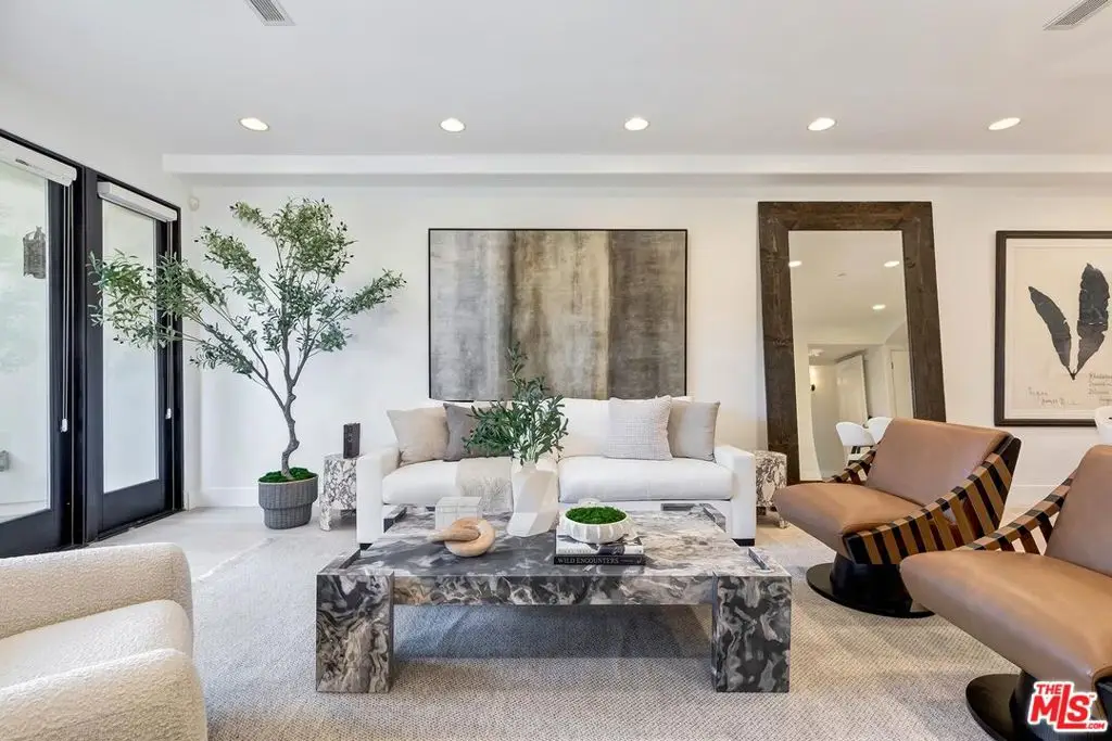 11715 Chenault Street #102, Los Angeles, CA 90049 - #1
