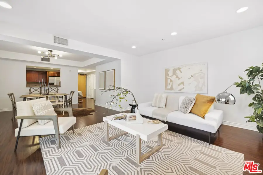 305 Arnaz Drive #303, Los Angeles, CA 90048 - #2
