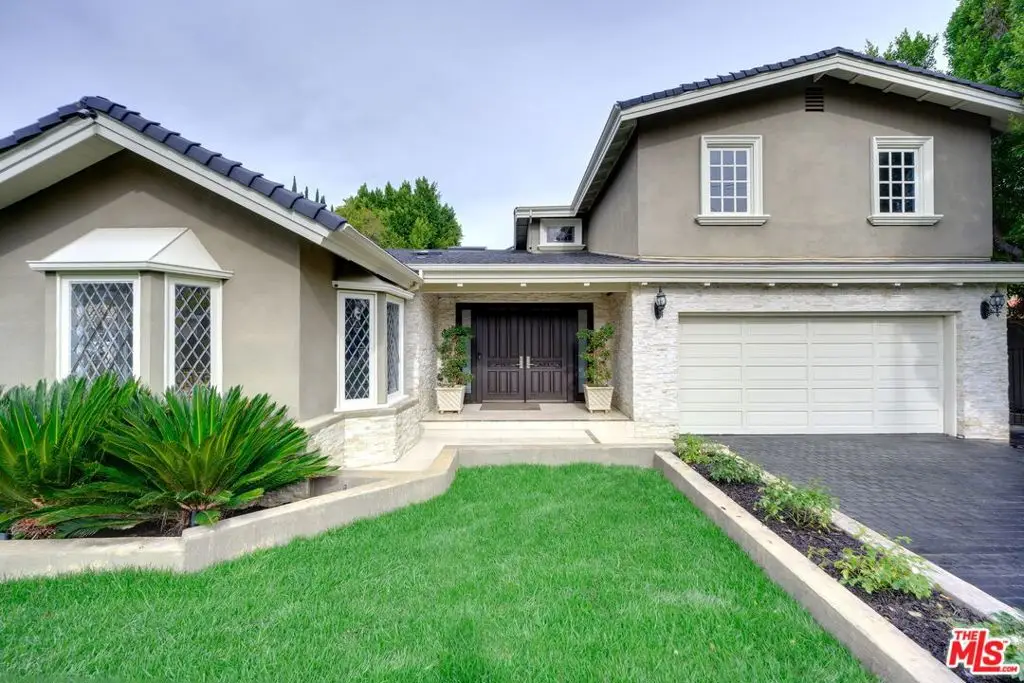 18519 Linnet Street, Tarzana, CA 91356 - #1
