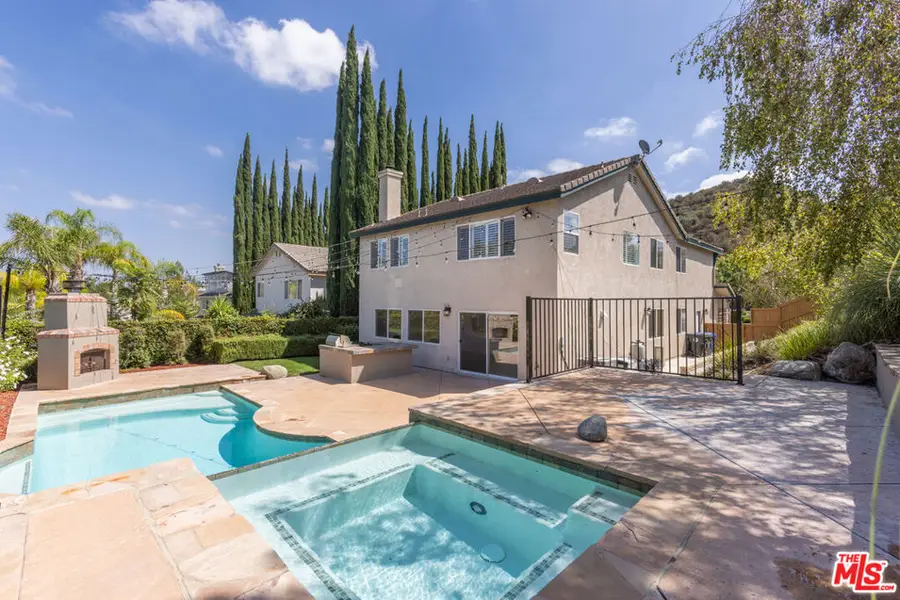 26713 Cardinal Drive, Santa Clarita, CA 91387 - #2