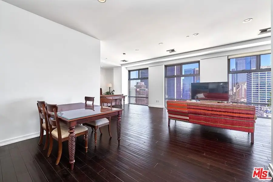 801 S Grand Avenue #2106, Los Angeles, CA 90017 - #3