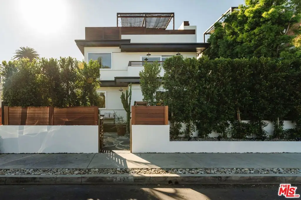 2325 Mckinley Avenue, Venice, CA 90291 - #1