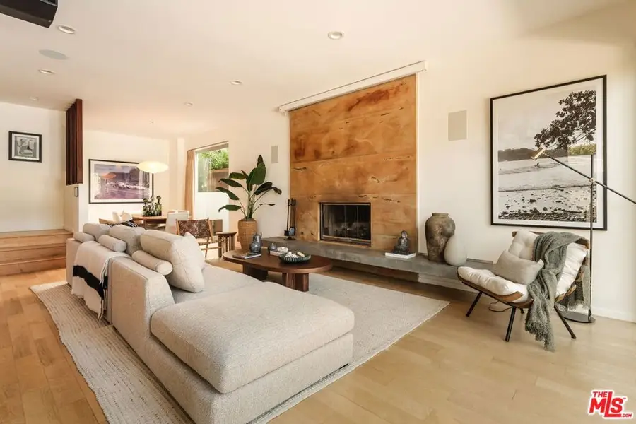 2325 Mckinley Avenue, Venice, CA 90291 - #3