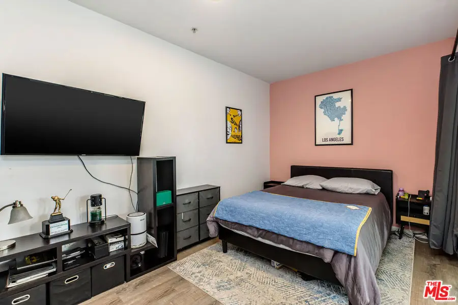 4215 Glencoe Avenue #206, Los Angeles, CA 90292 - #3