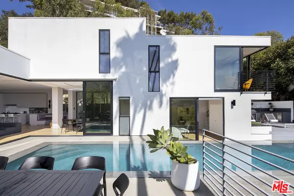 1517 Oriole Lane, Los Angeles, CA 90069