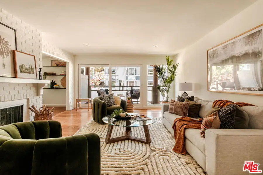 4350 Via Dolce #107, Los Angeles, CA 90292 - #3