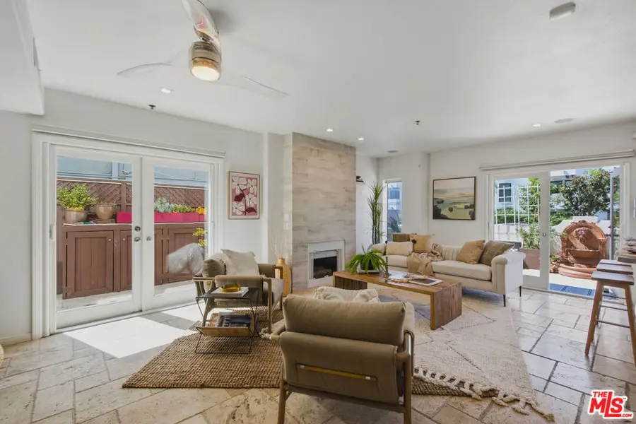 11838 Kiowa Avenue #101, Los Angeles, CA 90049 - #2